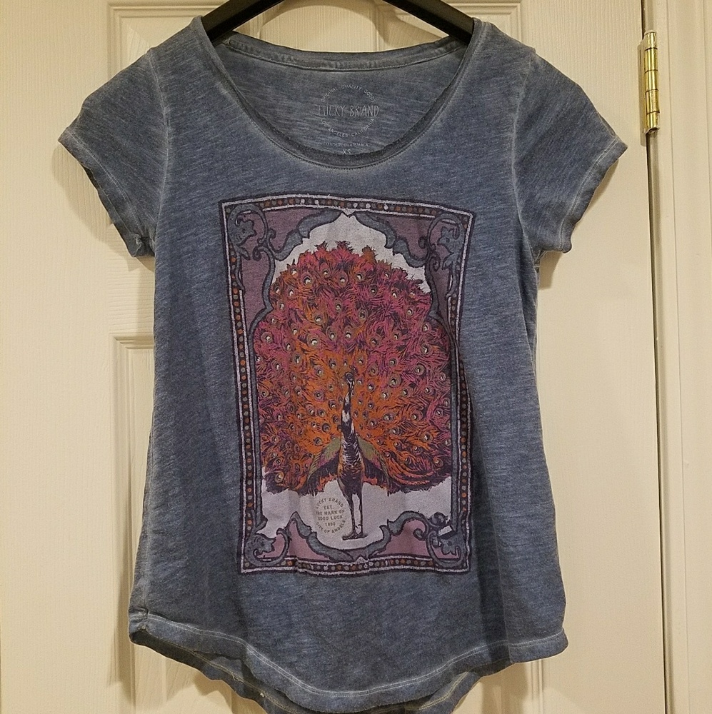 Lucky brand tshirt